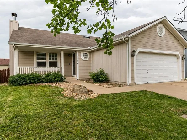 11404 N Nashua Dr, Kansas City, MO 64155