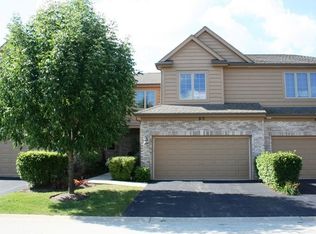 83 Santa Fe Ct, Willow Springs, IL 60480