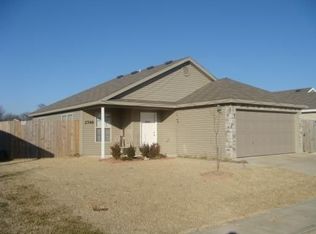 2749 Hampshire Ave, Springdale, AR 72764