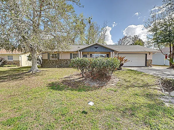 102 W Casurina Pl, Beverly Hills, FL 34465