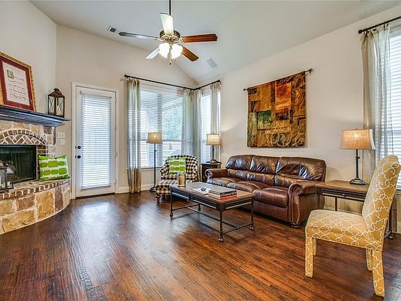 2nd image of 5521 Fringetree Dr