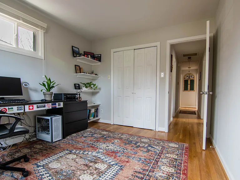 207 Reveille St — Photo 15