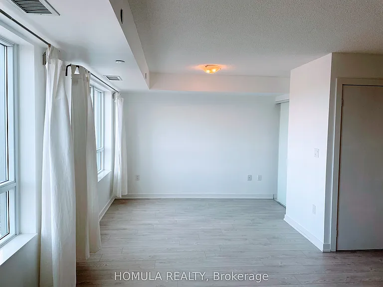 1346 Danforth Rd #1113 — Photo 2