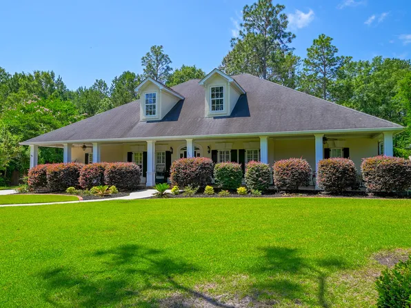 101 Firestone Ct, Summerville, SC 29483