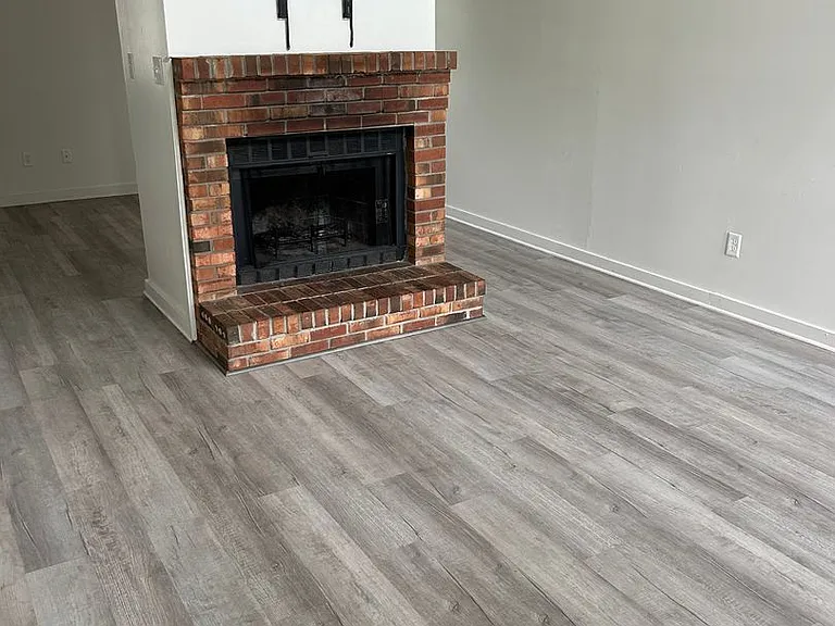 103 Persimmon Ct — Photo 3