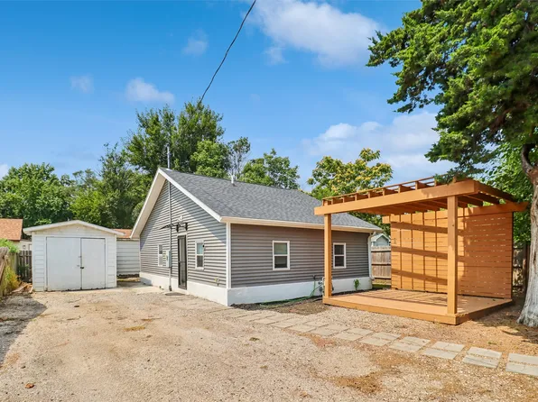4008 SW 7th St, Des Moines, IA 50315