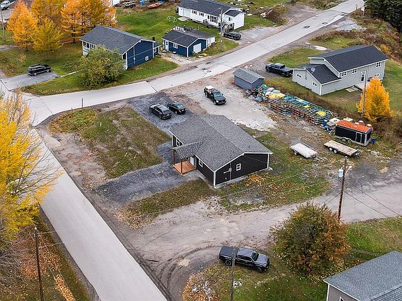 3rd image of 51 Hillview Road