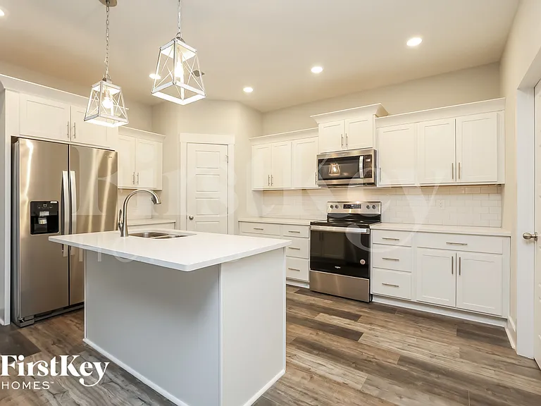 1413 Kingbird Dr — Photo 6