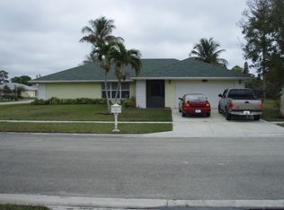142 Sunflower Cir, Royal Palm Beach, FL 33411