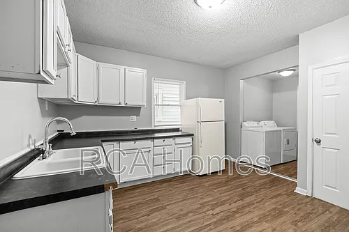 1533 Draper St Photo 1