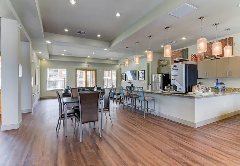 Volar Apartments — Photo 16