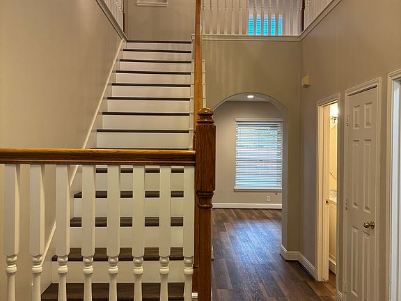 2nd image of 3505 Cedar Prairie Dr