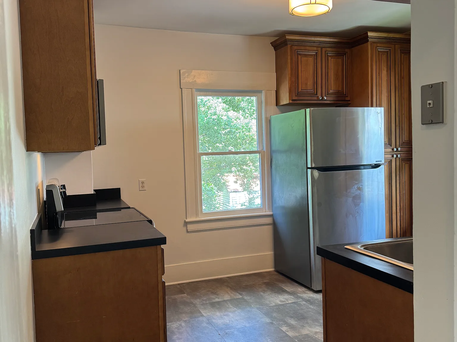 1 bed, 750 sqft, $1,550 — Photo 4