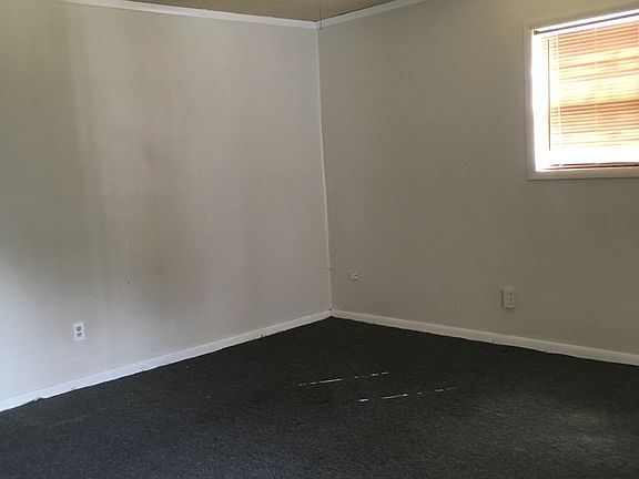 3rd image of 416 Burkett St #B