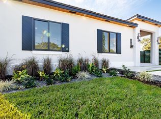 8880 SW 126th Ter, Miami, FL 33176