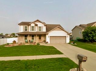 1313 Eagle Bluff Dr, Bourbonnais, IL 60914