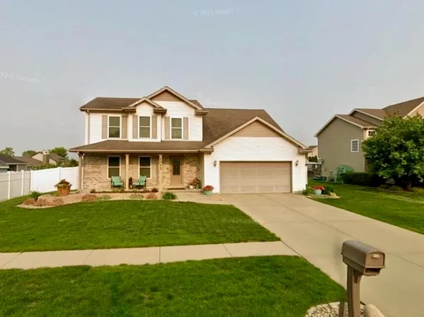 1313 Eagle Bluff Dr, Bourbonnais, IL 60914