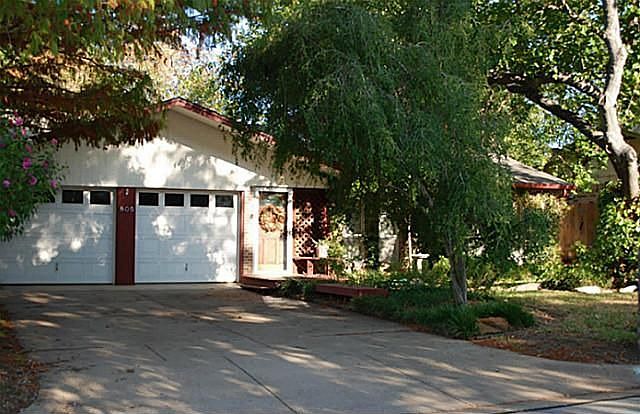 1st image of 805 Monticello Ct
