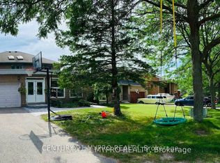 575 Lombardy Ave, Oshawa, ON L1J 8H5
