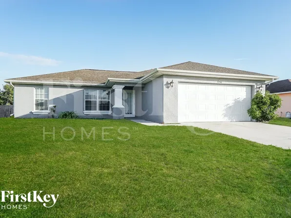 4206 25th St SW, Lehigh Acres, FL 33976