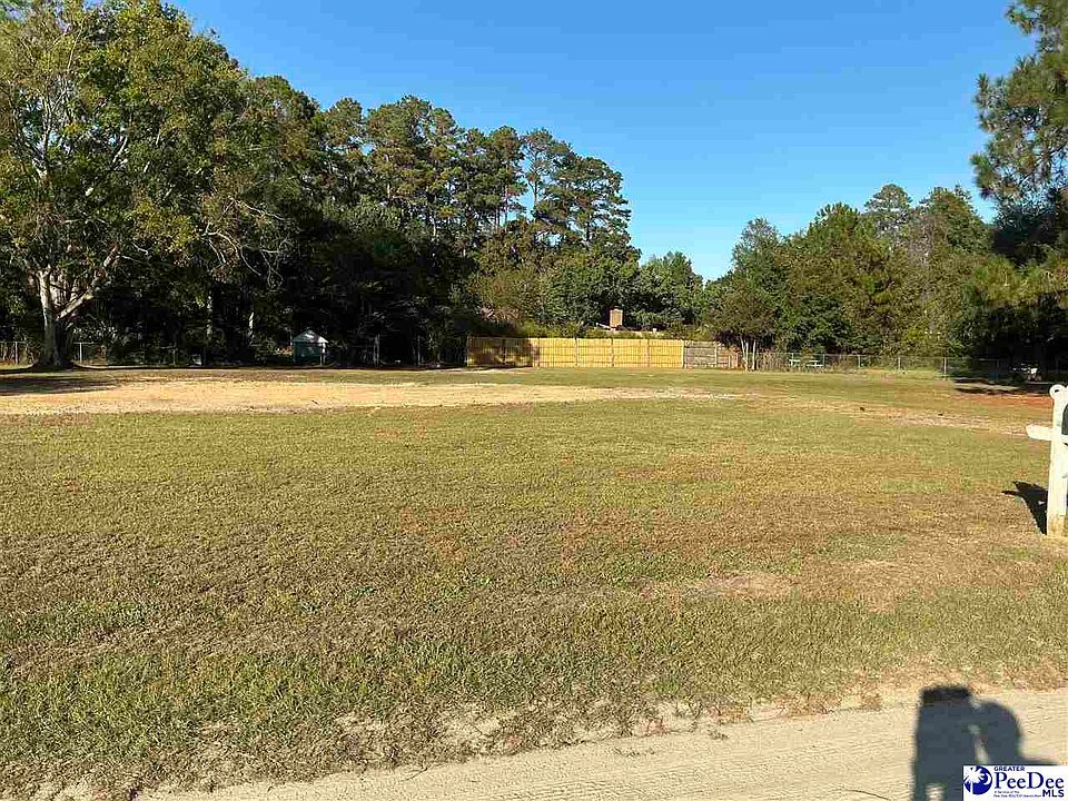 2nd image of 120 Danny Dr