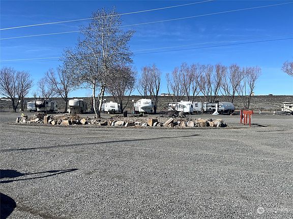 3rd image of 9152 Longhorn Drive