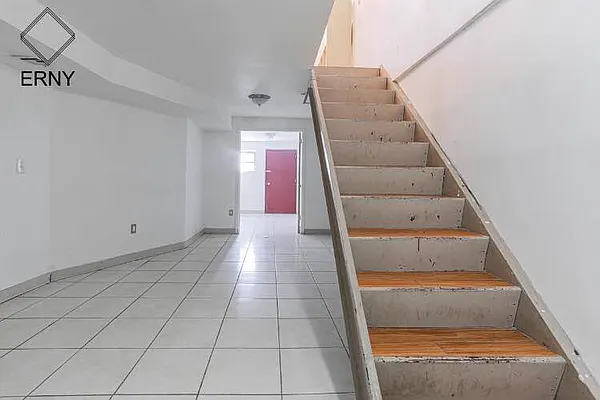 Rented by ERNY LLC | media 33