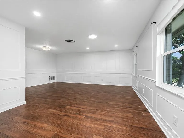 3175 Lake Anderson Ave — Photo 5