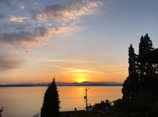 6738 Beach Dr SW, Seattle, WA 98136