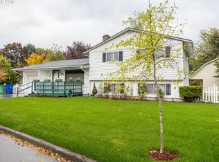 15342 SE Hawthorne Ct, Portland, OR 97233