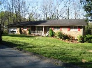 1831 Woodhaven Dr, Elizabethton, TN 37643