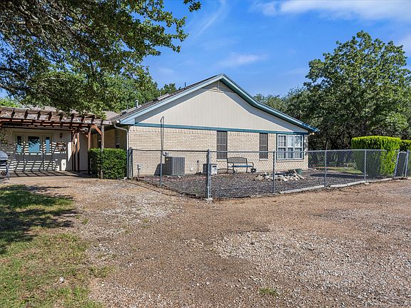 3rd image of 15403 Mule Branch Ct