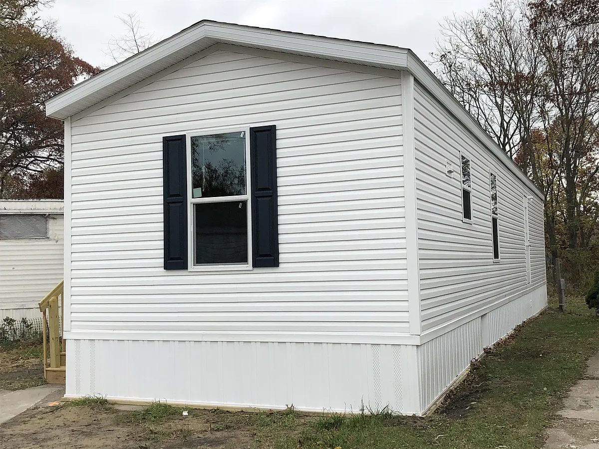 Building Photo - 2955 Dekalb St #13