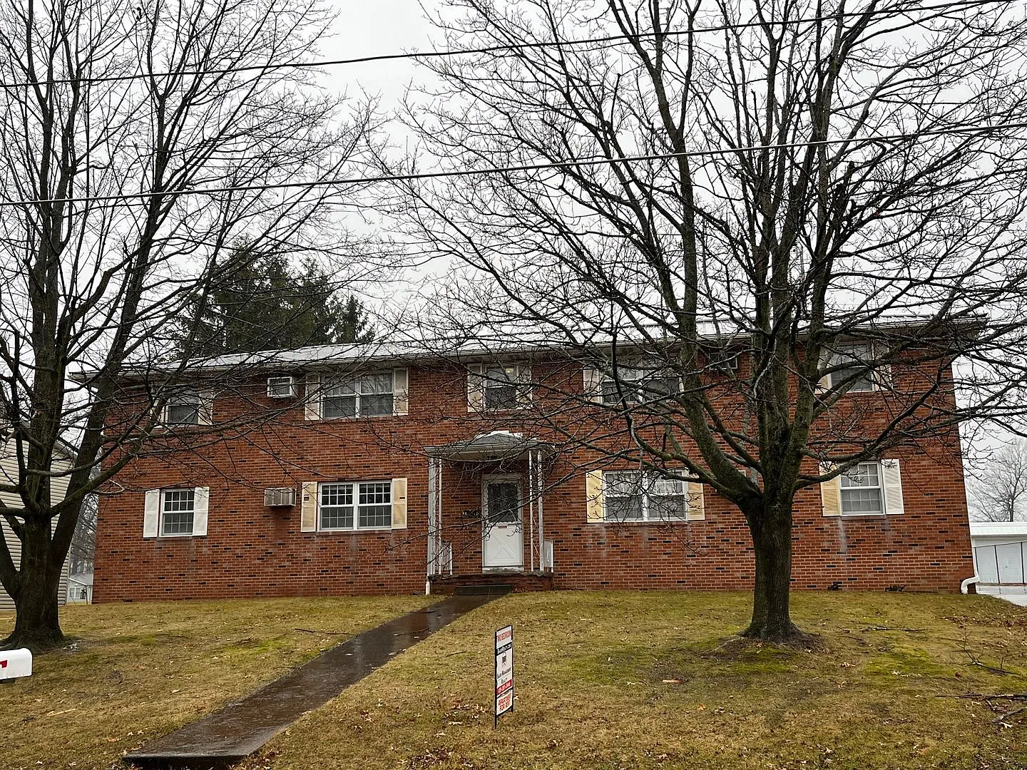 ad1110 — Photo 1