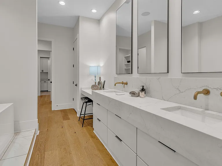 4167 Meade Village Cv W — Photo 21