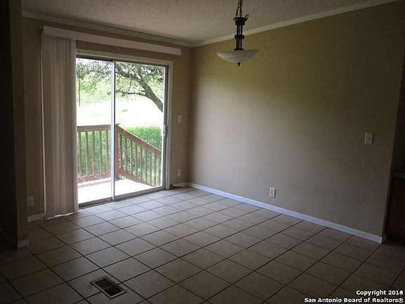 4th image of 150 Rooster Dr