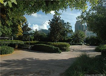 2nd image of 1824 Brickell Ave APT 3D