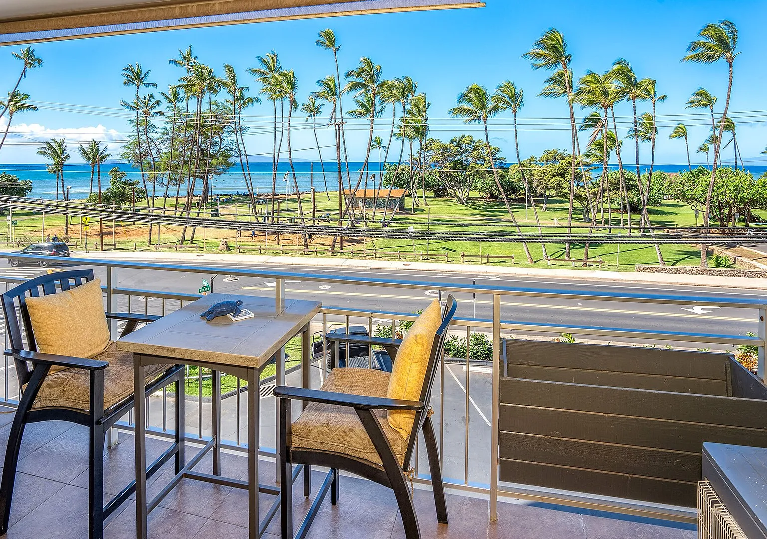 Island Surf 304 - Modern Renovation, Stunning Views, Dual Zone Split — Photo 2