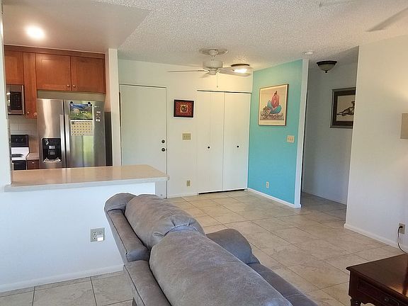 4th image of 76-266 Kealoha St #5A