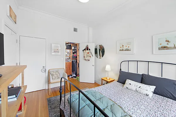 Rented by Compass | media 8