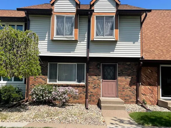 4710 11th St, East Moline, IL 61244