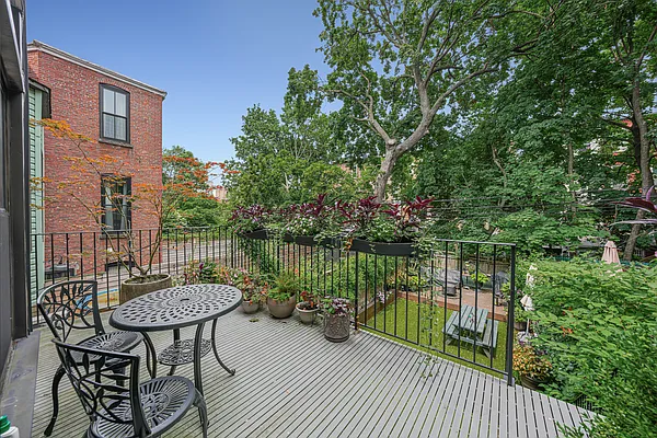 Outdoor, photo 2