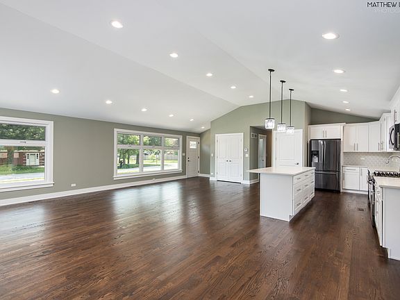 3rd image of 9010 S 87th Ave