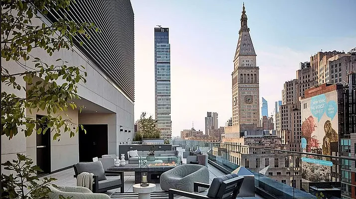 Rented by Douglas Elliman | media 23