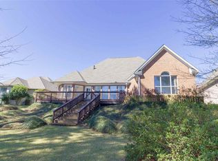 202 Apple Blossom Cir, Brandon, MS 39047