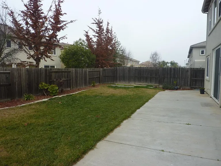 10356 Stoecker Way — Photo 7