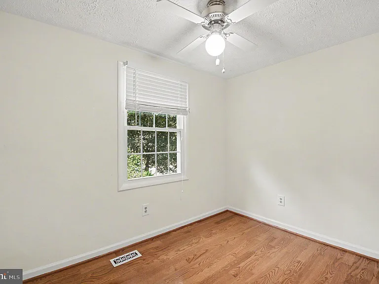 11510 Underoak Ct — Photo 15