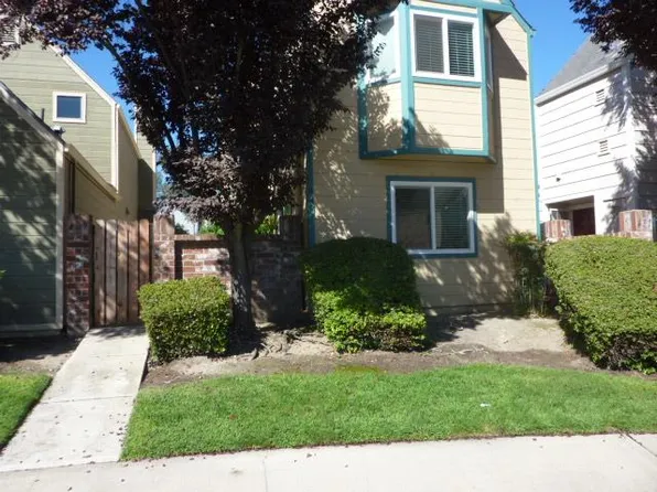 429 Benjamin Pl, Manteca, CA 95337