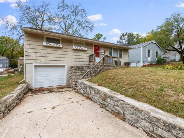 6614 College Ave, Kansas City, MO 64132