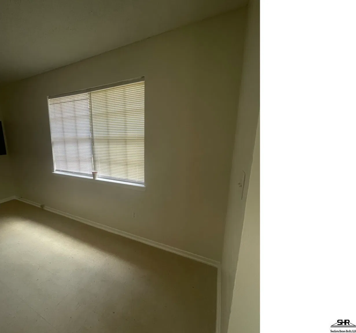 1111 Lake Drive A — Photo 2